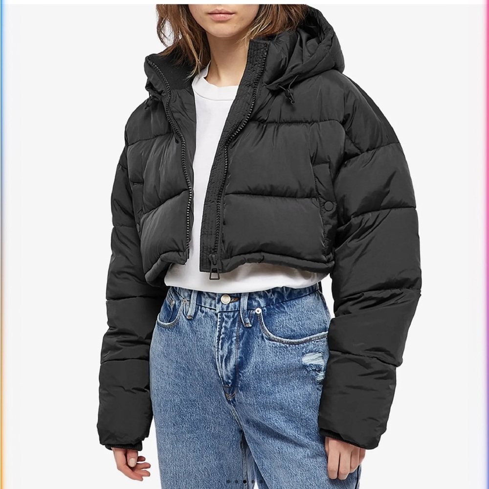 Good American Cropped Puffer Jacket